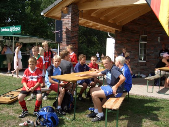 fussballturnier_allgemein_2006__2_.jpg