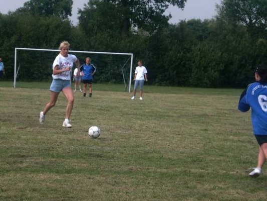 fussballturnier_frauen_2003__22_.jpg