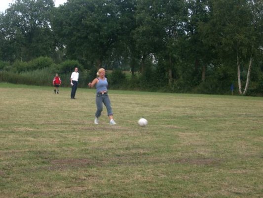 fussballturnier_frauen_2003__72_.jpg