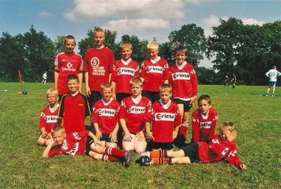fussballturnier_frauen_u._jungs_2004__1_.jpg