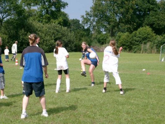 fussballturnier_frauen_u._jungs_2004__36_.jpg