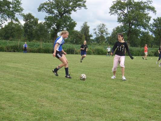 fussballturnier_frauen_2005__29_.jpg