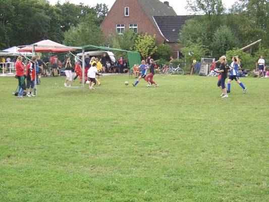 fussballturnier_frauen_2005__30_.jpg