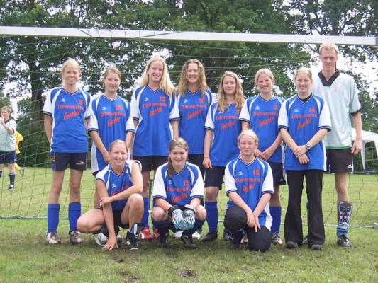 fussballturnier_frauen_2005__3_.jpg