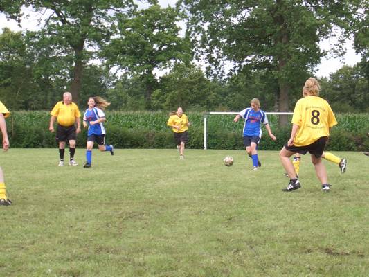 fussballturnier_frauen_2005__42_.jpg