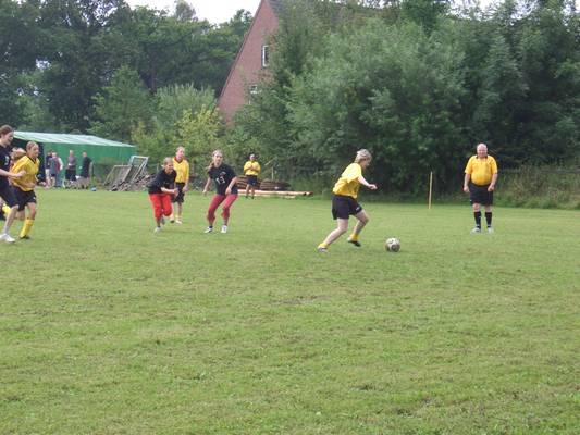 fussballturnier_frauen_2005__9_.jpg