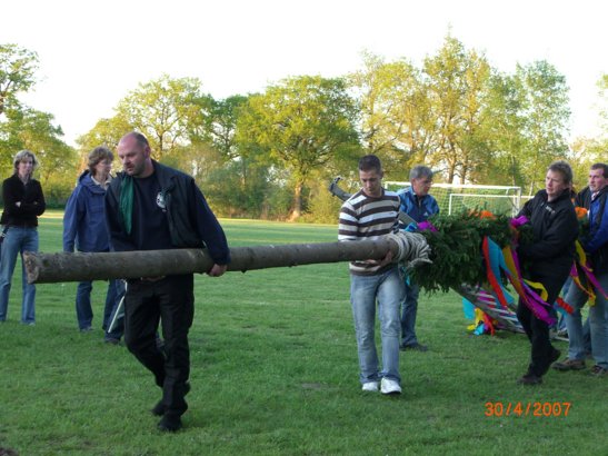 maibaum_2007__3_.jpg