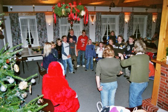 kinderweihnachtsfeier_2000__27_.jpg