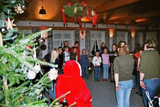 kinderweihnachtsfeier_2000__28_.jpg